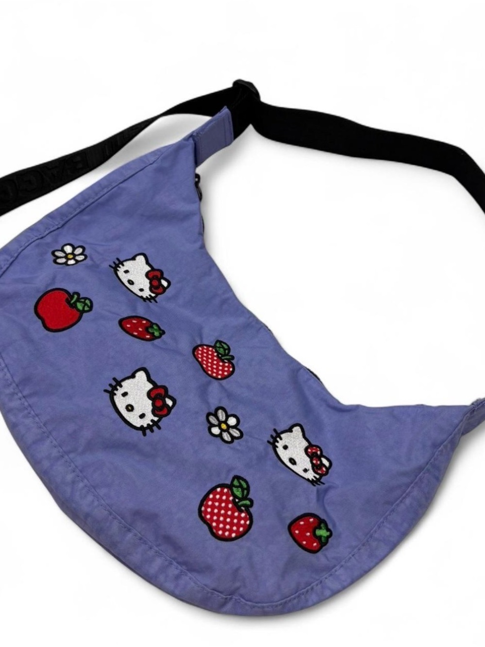BAGGU Lilac Hello Kitty Strawberry & Apple Shoulder Bag with Black Strap - Picture 7 of 8